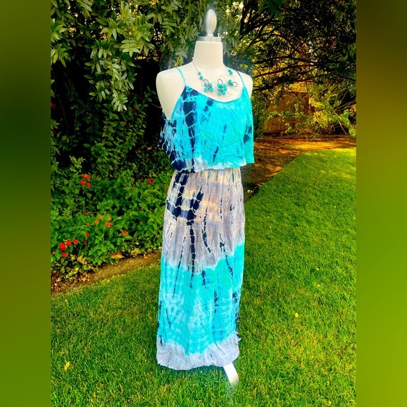 SAGE -Elegant Blue Tie-Dye Maxi Dress - Picture 4 of 7
